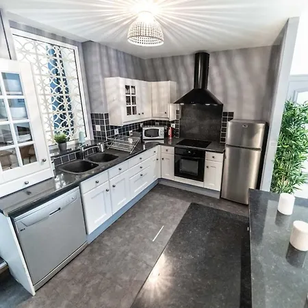 Apartment Le Miami - Chaleureux 4 Pers- Centre- Lyon Oullins